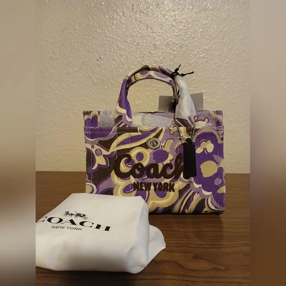 トートバッグ COACH Cargo Tote Bag 20 With Paisley Print  CBF46 COACH Cargo Tote Bag With Paisley Print in Yellow | Lyst